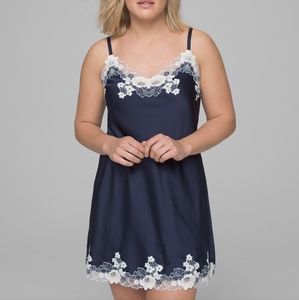 Soma Intimates Satin and Lace Chemise Night Gownsz M